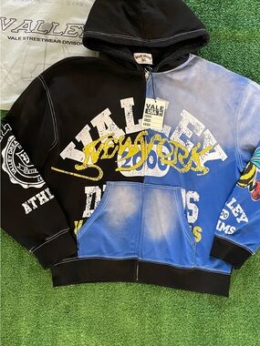 Vale Streetwear Two-Tone Black & Blue Graphic Zip Hoodie
